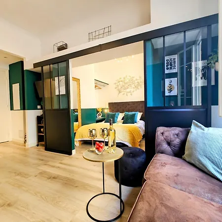 Superb Suite, Διαμέρισμα Νίκαια